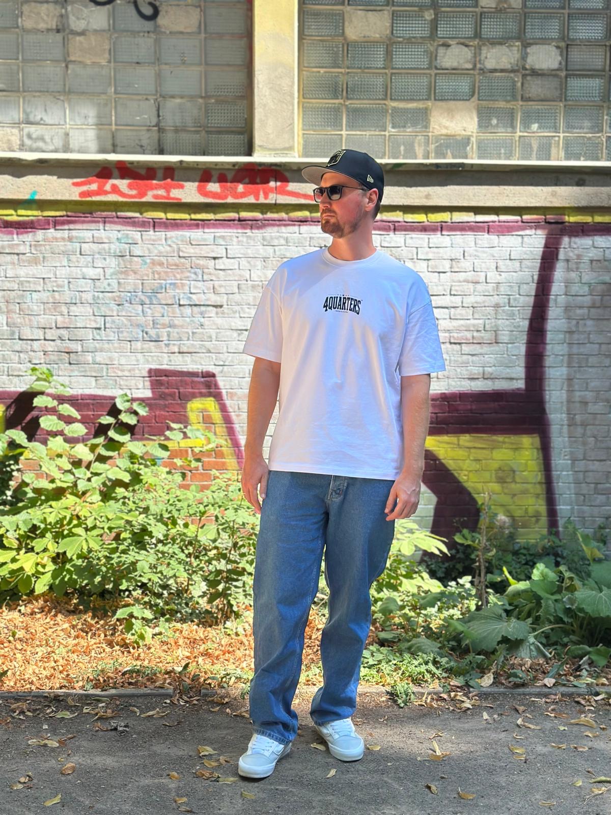4QUARTERS T-Shirt - Varsity Oversize – Drop 02